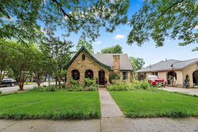 2502 BURLINGTON Boulevard, Dallas TX 75211