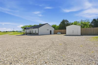 210 County Road 2184, Gainesville TX 76240 - Photo 3