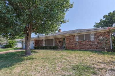 7601 Trimble Drive, Fort Worth TX 76134 - Photo 2