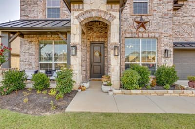 117 Mockingbird Hill Drive, Joshua TX 76058 - Photo 2