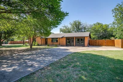 6301 Greenfield Road, Fort Worth TX 76135 - Photo 2