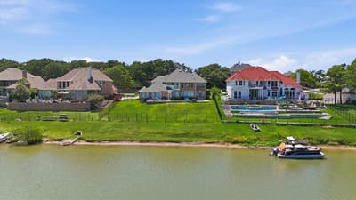 648 Timbercrest Circle, Highland Village TX 75077 - Photo 2