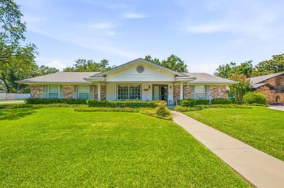 4912 Westhaven Drive, Fort Worth TX 76132