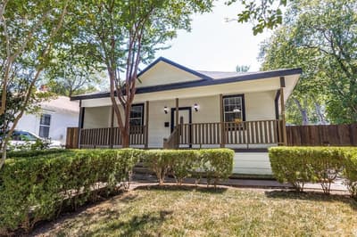 915 Cameron Avenue, Dallas TX 75223 - Photo 2