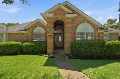 8417 Castle Creek Road, North Richland Hills TX 76182 - Photo 4