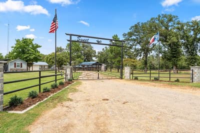 992 RS County Road 4325, Emory TX 75440 - Photo 2