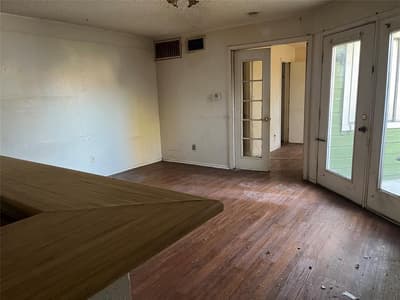 9823 Walnut Street # 303, Dallas TX 75243