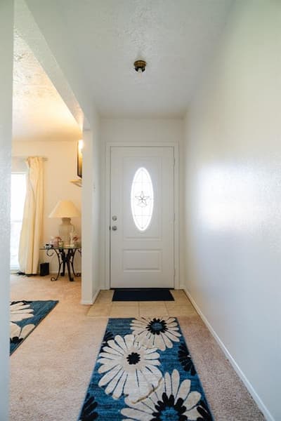 27 W Townhouse Lane, Grand Prairie TX 75052 - Photo 2