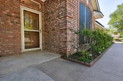 213 Diamond Oaks Drive, Hudson Oaks TX 76087 - Photo 5