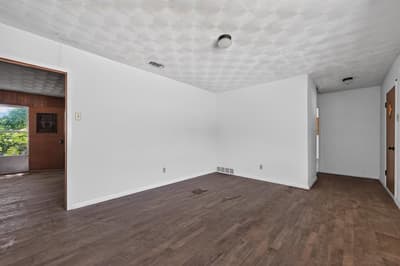 926 SE 5th Street, Grand Prairie TX 75051 - Photo 4