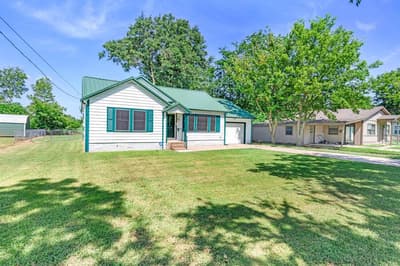 1409 Cedar Street, Bonham TX 75418