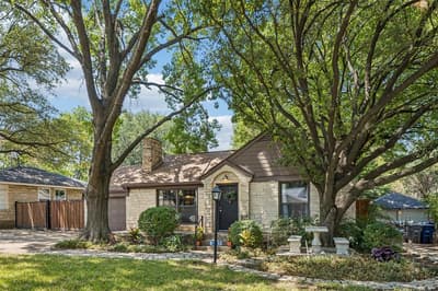 2127 Leander Drive, Dallas TX 75211 - Photo 2