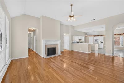 6777 Gatewick Drive, Frisco TX 75035 - Photo 5