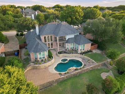 6904 Edgewater Drive, McKinney TX 75072 - Photo 2