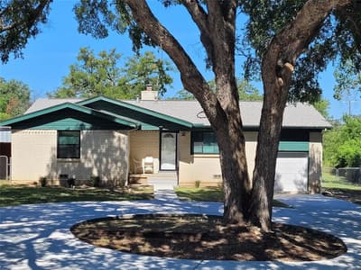 3233 Hiawatha Trail, Lake Worth TX 76135
