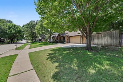 2421 Cornell Drive, Flower Mound TX 75022 - Photo 2