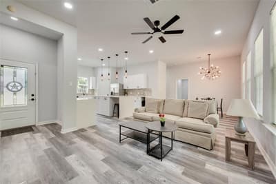 4212 Balch Drive, Dallas TX 75216 - Photo 4