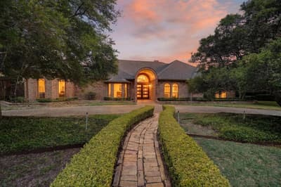 10101 Bridgegate Lane, Dallas TX 75243
