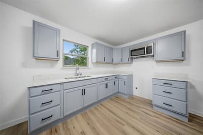500 S 4th Street, Bonham TX 75418 - Photo 2