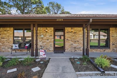 2509 Radcliffe Drive, Arlington TX 76012 - Photo 3