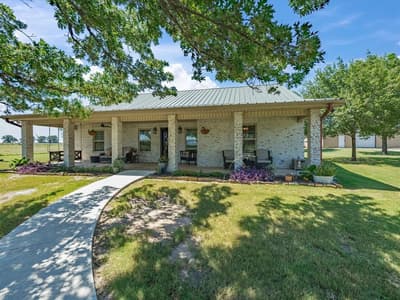 1835 Upper Montague Road, Bowie TX 76230 - Photo 4