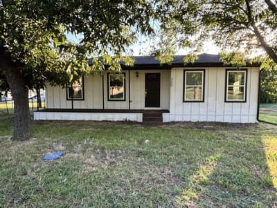 305 S Fm 1138, Nevada TX 75173