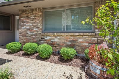 9629 Highland View Drive, Dallas TX 75238 - Photo 2