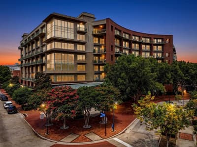 5055 Addison Circle # 713, Addison TX 75001