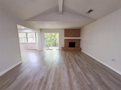 304 Brook Hollow Drive, DeSoto TX 75115 - Photo 4