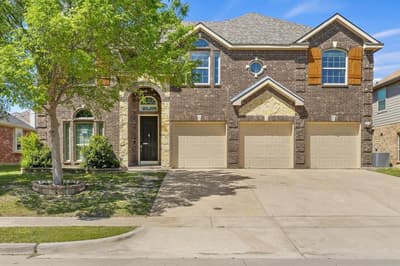 2824 Pino, Grand Prairie TX 75054 - Photo 2