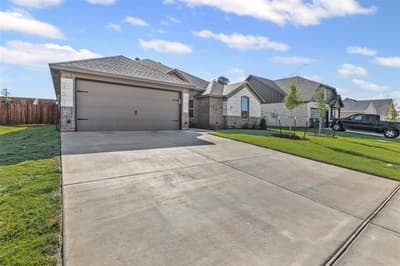 620 Jameson Street, Springtown TX 76082 - Photo 3