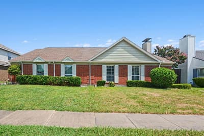 7611 Cousteau Drive, Rowlett TX 75088 - Photo 2