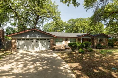 637 Post Oak Drive, Hurst TX 76053