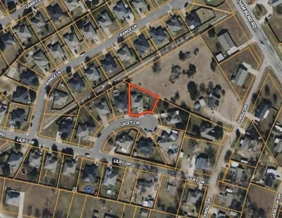 4401 Lacey Circle, Waco TX 76708 - Photo 2