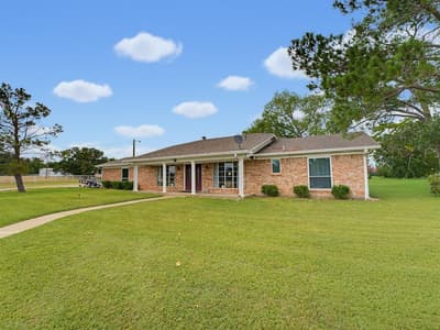 955 County Road 1304, Bridgeport TX 76426 - Photo 4