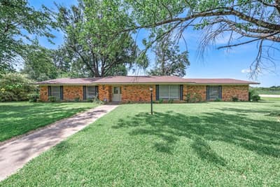 300 Merrell Drive, Sulphur Springs TX 75482 - Photo 2