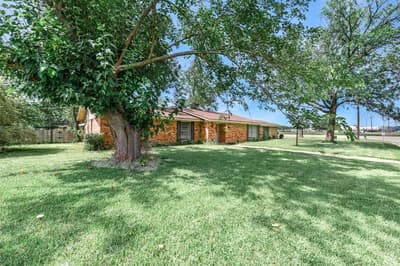 300 Merrell Drive, Sulphur Springs TX 75482