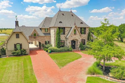 354 Ballpark Way, Jacksboro TX 76458 - Photo 2