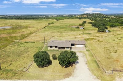 6551 Crooked Creek Road, Jacksboro TX 76458 - Photo 2