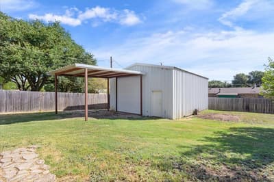 332 Bowie Lane, Hewitt TX 76643 - Photo 3