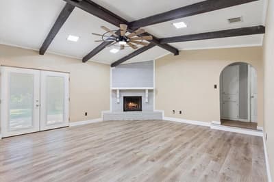 332 Bowie Lane, Hewitt TX 76643 - Photo 4