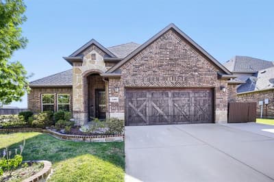 2400 Sabine Circle, Royse City TX 75189