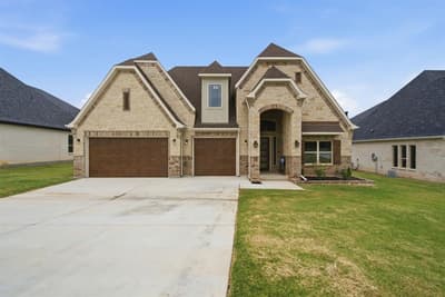 676 Jennings Lane, Azle TX 76020