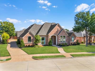 302 Skyline Drive, Trophy Club TX 76262 - Photo 2
