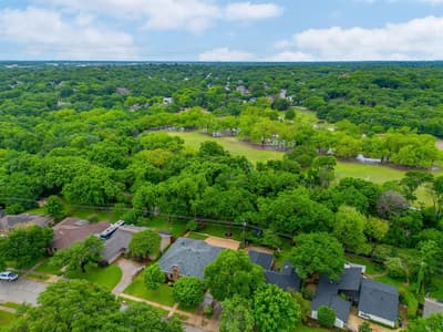 2932 S Creekwood Drive, Grapevine TX 76051 - Photo 2