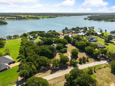 1829 W Lake Shore Drive, Alvarado TX 76009