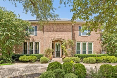 2206 Clearspring Drive N, Irving TX 75063