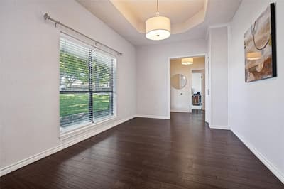 226 Oakwood Drive, Lancaster TX 75146 - Photo 4