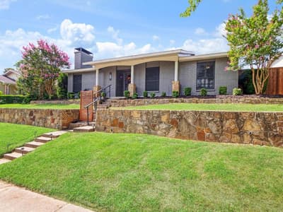 2922 Spring Brook Drive, Garland TX 75044 - Photo 3