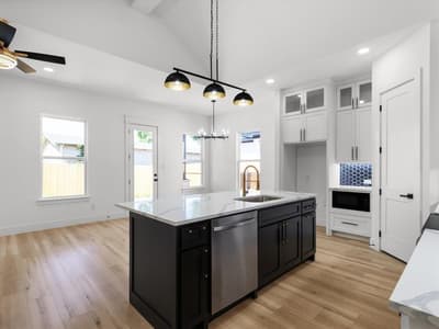 4233 Avenue H, Fort Worth TX 76105 - Photo 4